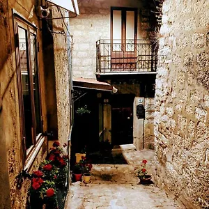 https://balcn-de-petralia.sicilyhotelsitaly.net