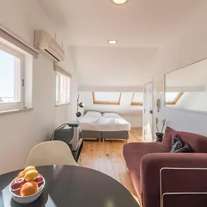 https://traveling-to-lisbon-alfama-apartments.hotels-lisbon-portugal.com